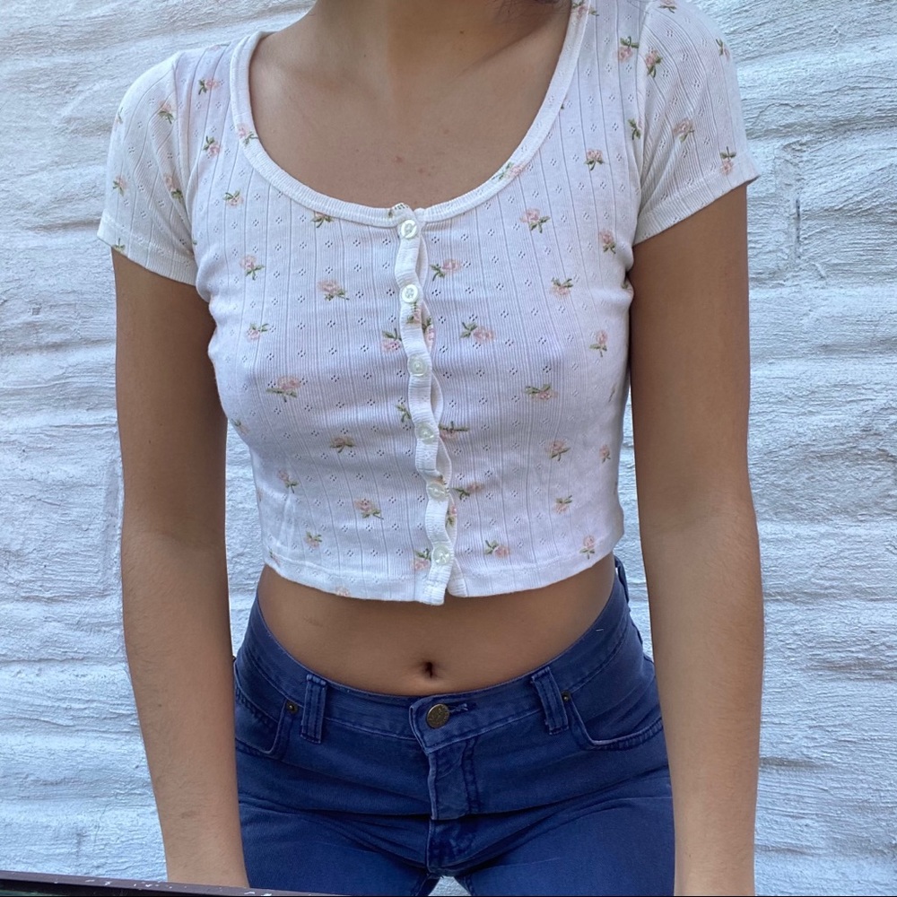 White pink floral brandy Melville zelly top